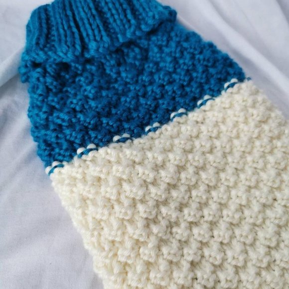 M Royal Yachts(wo)man Handknit Dog Sweat… - Picture 6 of 9